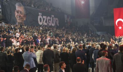 CHP Kurultayı'nın 2. günü | CHP'de genel başkan seçildi, sıra Parti Meclisi seçiminde – Son dakika haberler